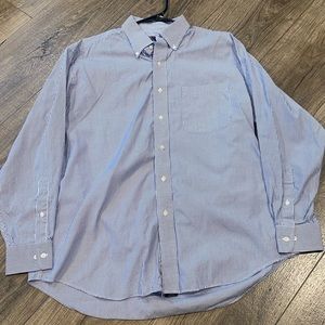 Members mark button up